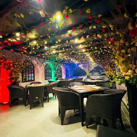 Rose Palace Hotel, Gulberg Lahore Eksteriør bilde